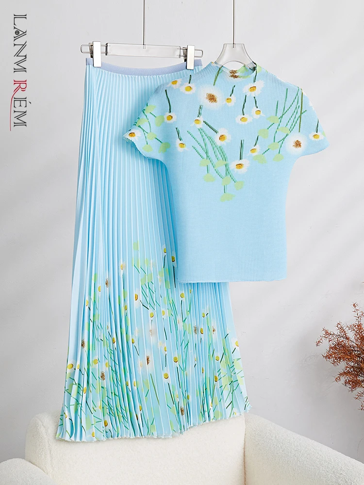 

LANMREM Printed Flower Pleated 2 Pieces Set Designer Long Sleeves Thin Tops High Waist Fold Skirts Female Clothing 2023 2YA1132