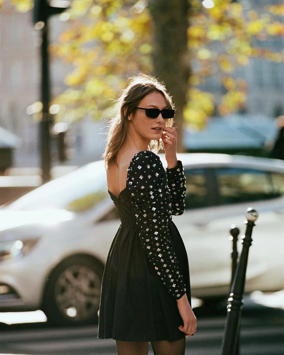 

2022 Heavy Industry Sequin Beaded Stitching Puff Sleeve Square Neck Sexy Pleated Celebrity Style Mini Dress