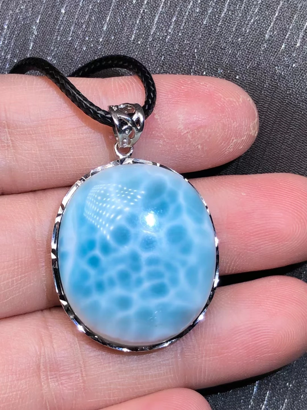 

Natural Blue Larimar Pendant Necklace Oval Shape 22.3*25.8mm Women Men Larimar Love Water Drop Gemstone 925 Silver AAAAAA