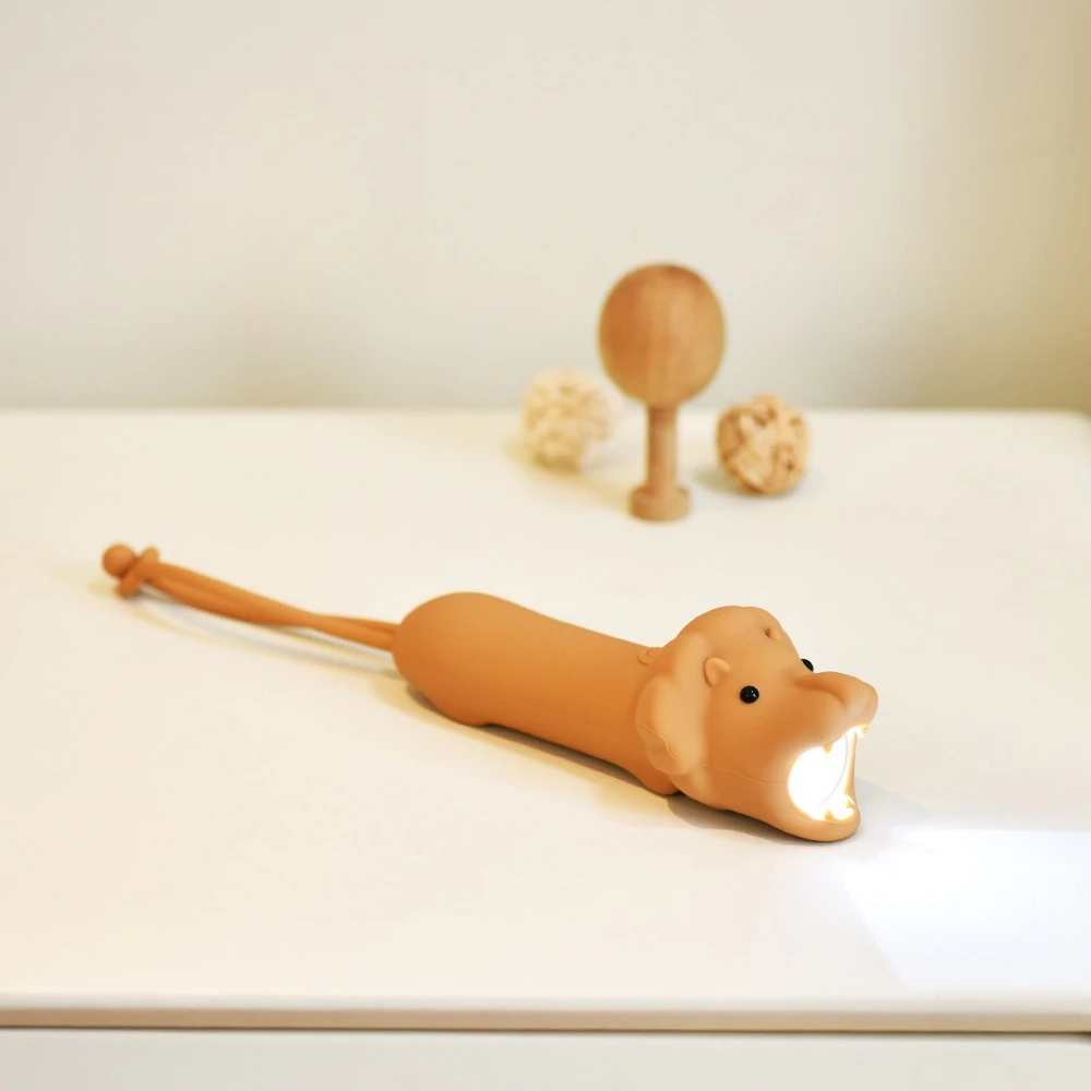 

Фонарики-акула и крокодил для детей