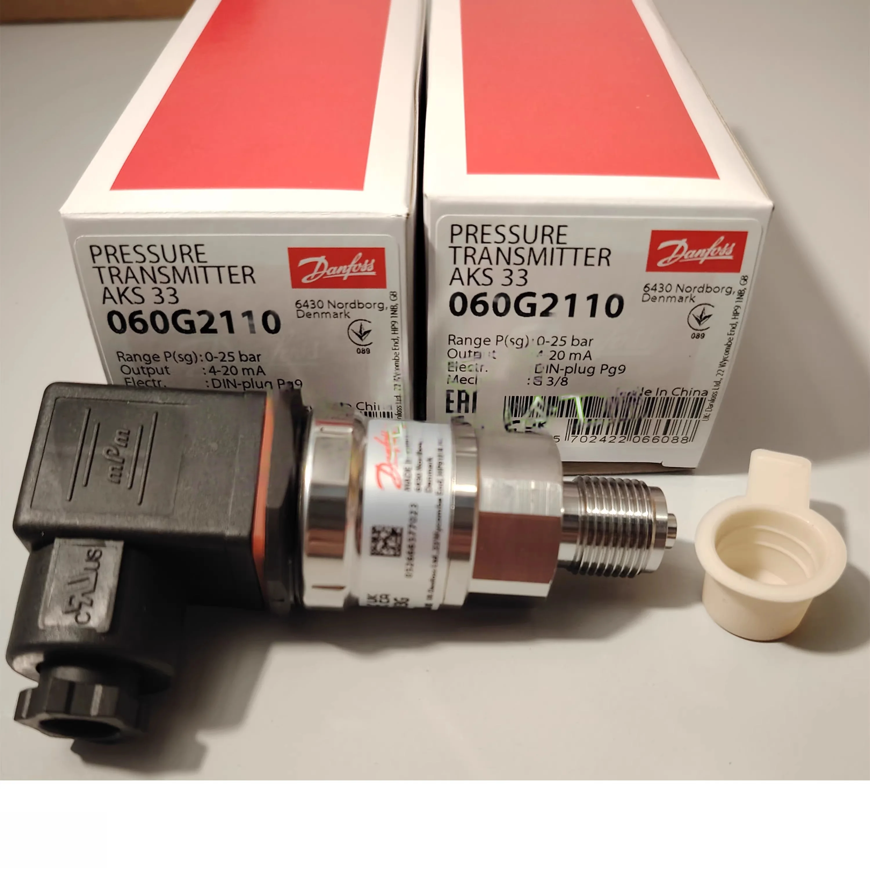 Фото Новый датчик давления Danfoss AKS33 (060G2108)(060G2109)(060G2110(060G2111)(060G2112)(060G2113)(060G2114(060G2115)) №1