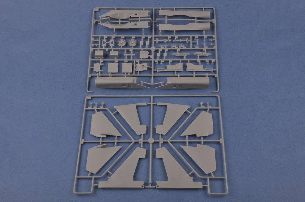 Фото HobbyBoss 81756 Масштабная модель 1/48 Российский истребитель-бомбардировщик Су-34 «Фуллбэк», пластиковый сборный конструктор №5