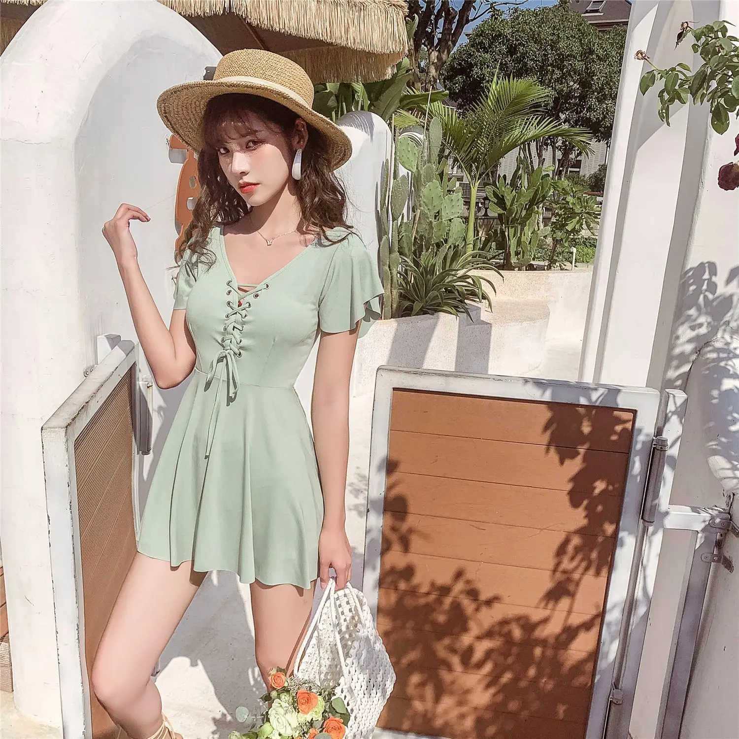 

2023 New Korean Sexy Solid One Piece Swimsuit Women High Leg Cut Swimwear Push Up Bathing Suit Trikinis Monokini Swimskirt
