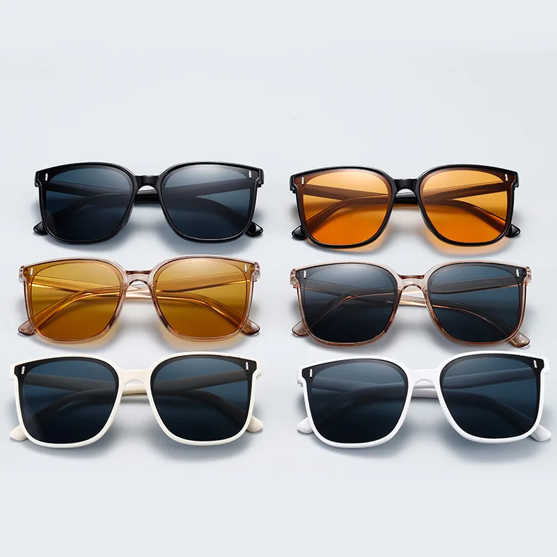 

Women's Small Frame Fashion Sunglasses Women Brand Designer Fashion Sun Glasses Summer Outdoor Travel Eyewear UV400 Gafas De Sol