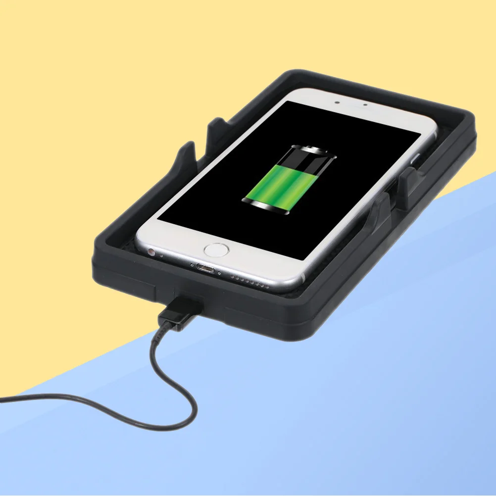 

Qi Wireless Charger Dashboard Holder Mount Mat Non-Slip Silicone Phone Charger (10W Fast Charger, Black)