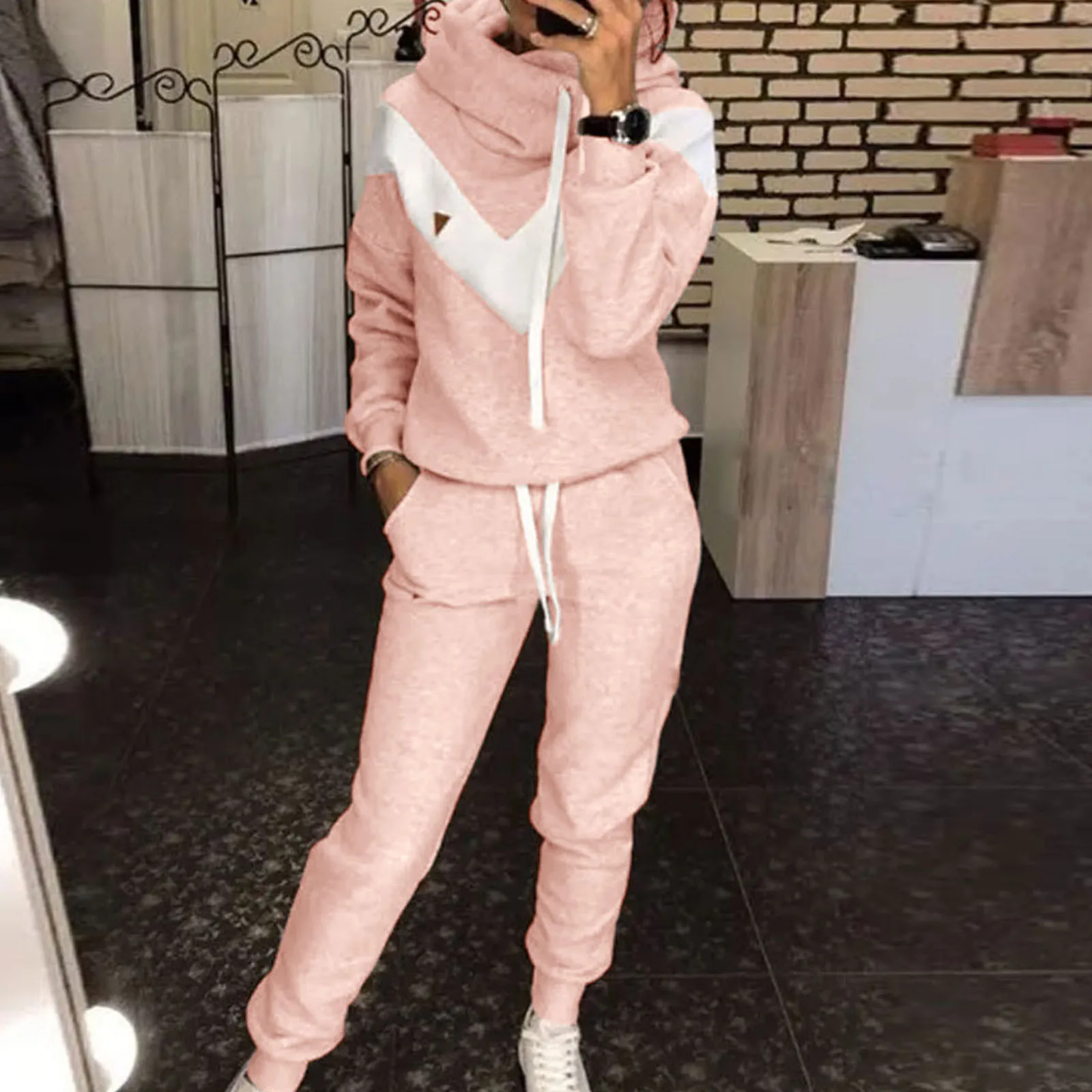 Костюм спортивный женский теплый Ozon