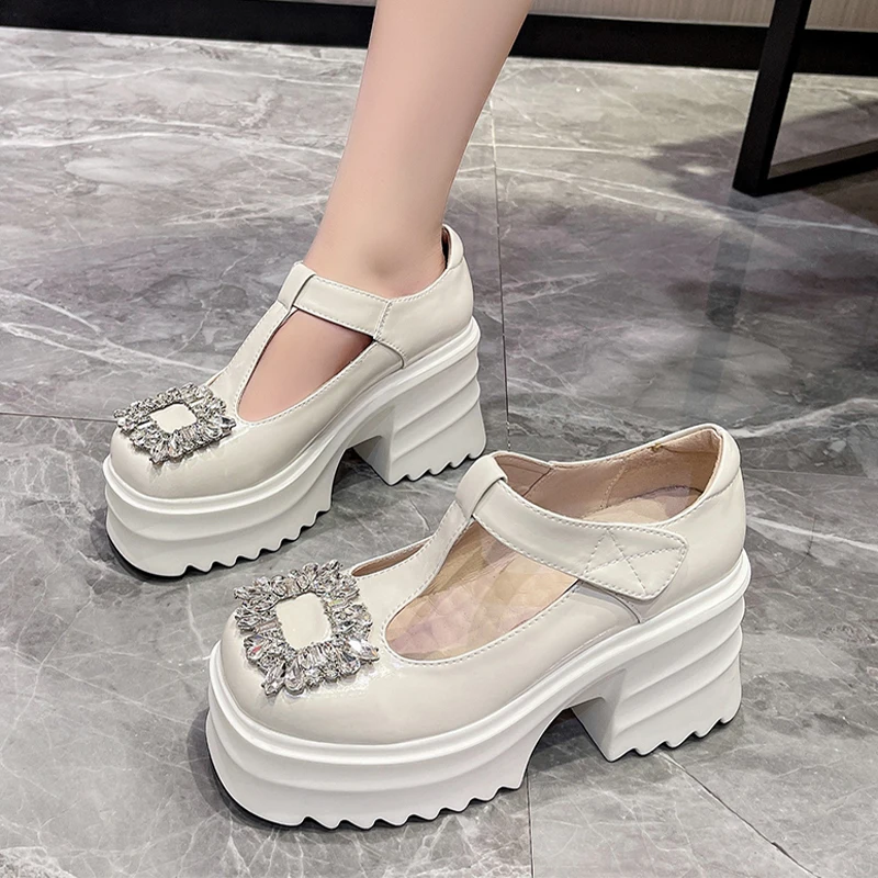 

Сандалии женские на высоком каблуке, с круглым носком, со стразами