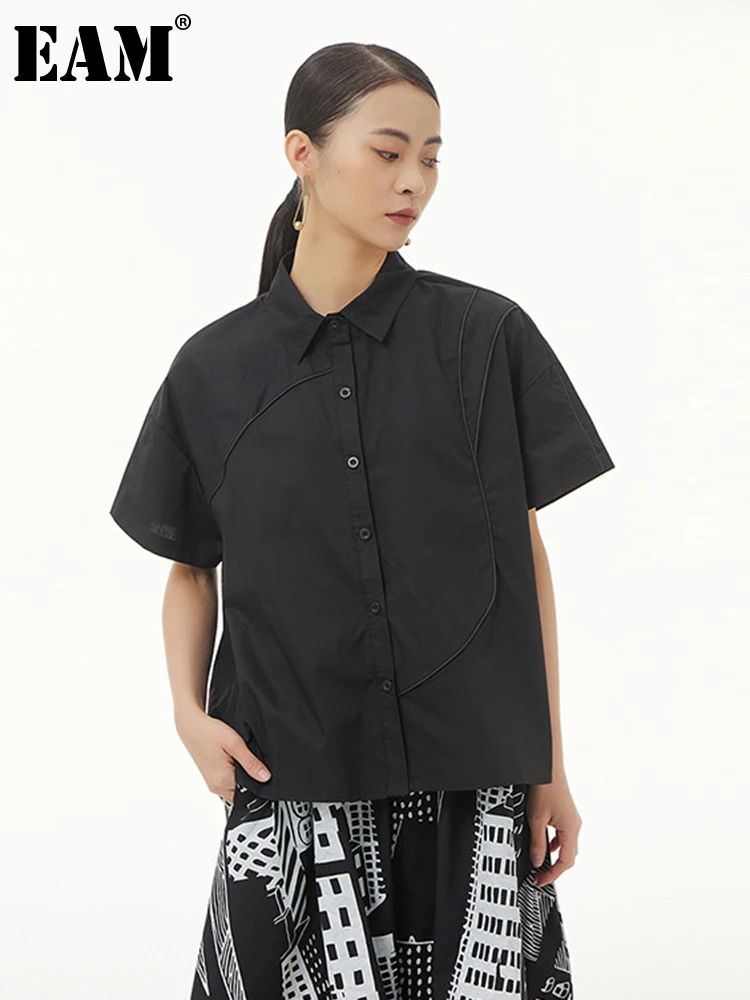 

[EAM] Women Black Irregular Spliced Big Size Blouse New Lapel Short Sleeve Loose Fit Shirt Fashion Spring Summer 2022 1DE7389