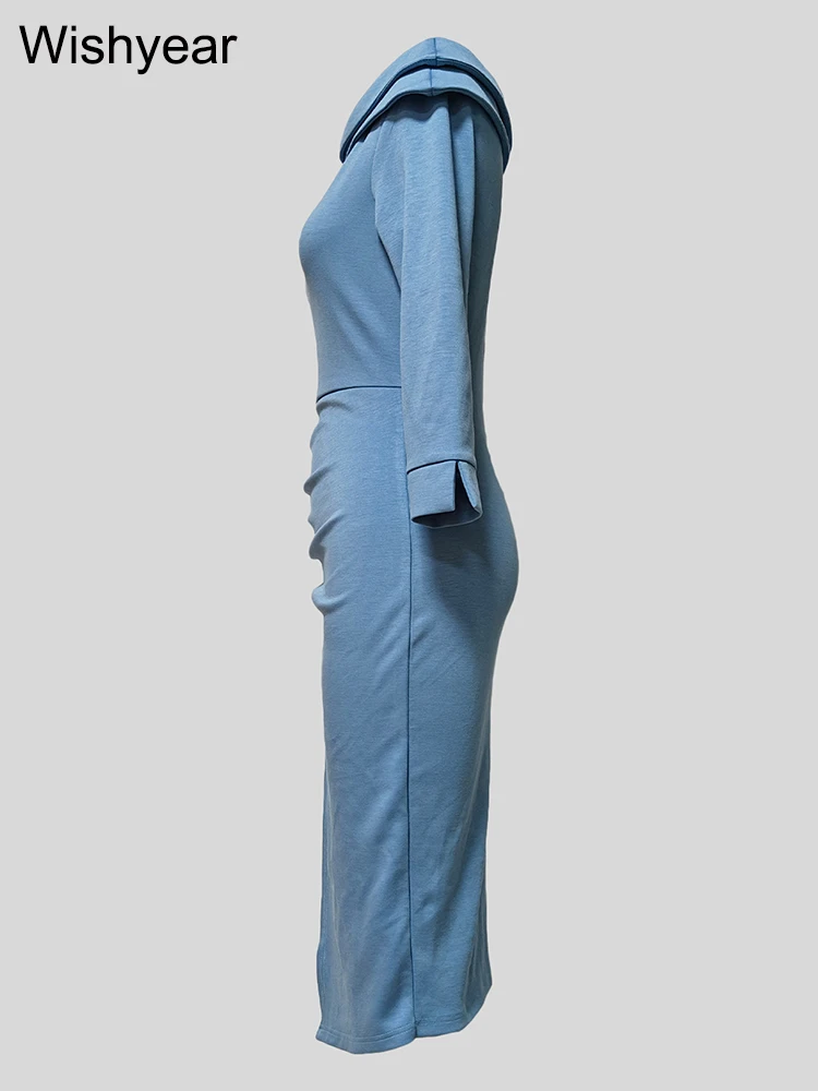 Женское облегающее платье миди с длинными рукавами и боковыми пуговицами