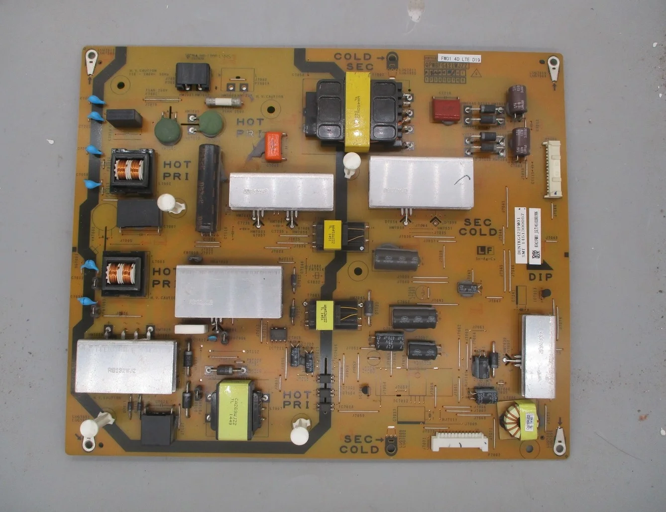 

Disassemble Sharp Lcd-46lx560a Power Board Qpwbfg421wjzz Duntkg421fm01