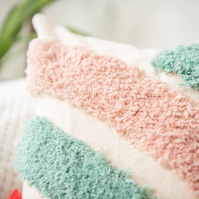 Наволочка для подушки с вышивкой 45x45/30x50 см