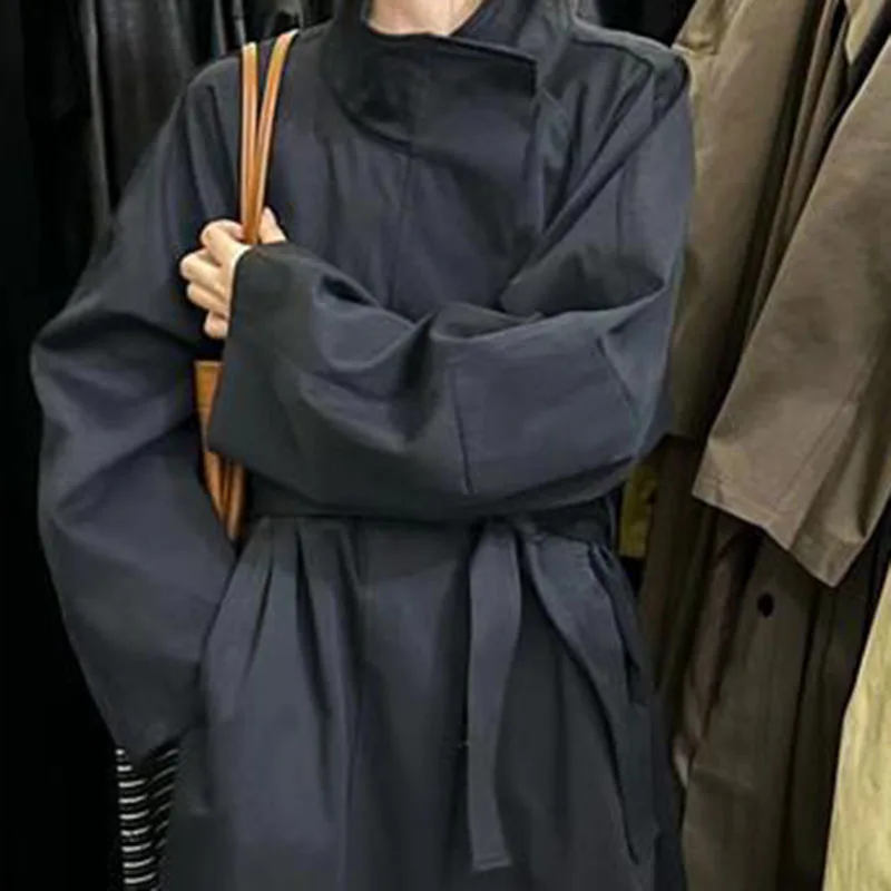 Большой плащ с воротником-стойкой женский однотонный шикарный элегантный