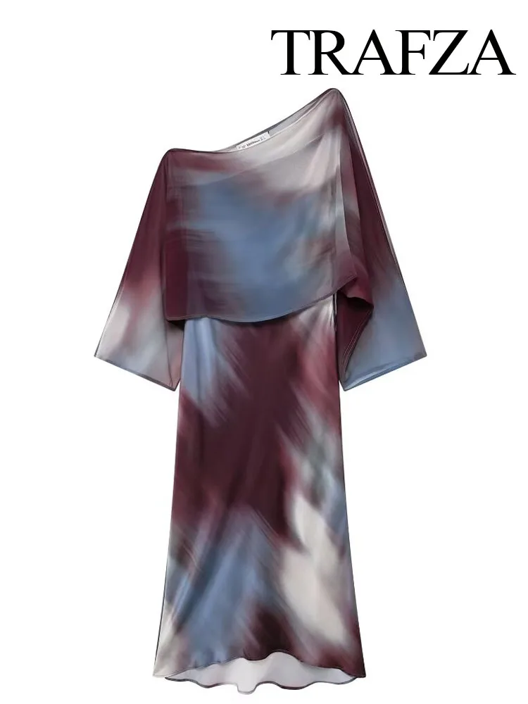 Женское платье с длинным рукавом и вырезом лодочкой шелковой текстурой