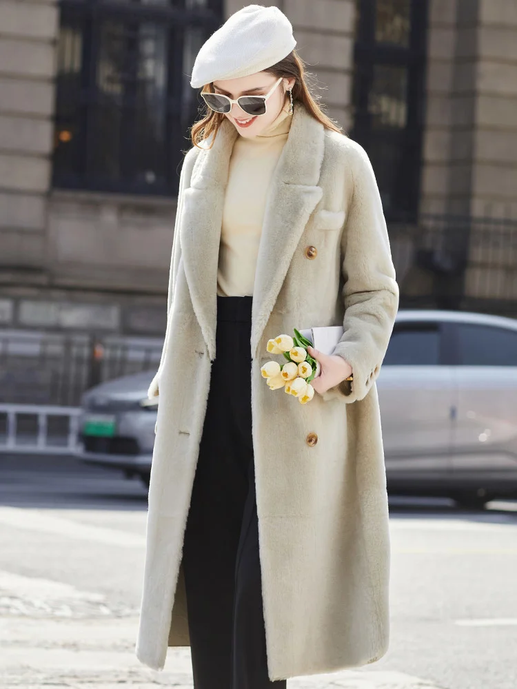 2023 модное женское пальто средней