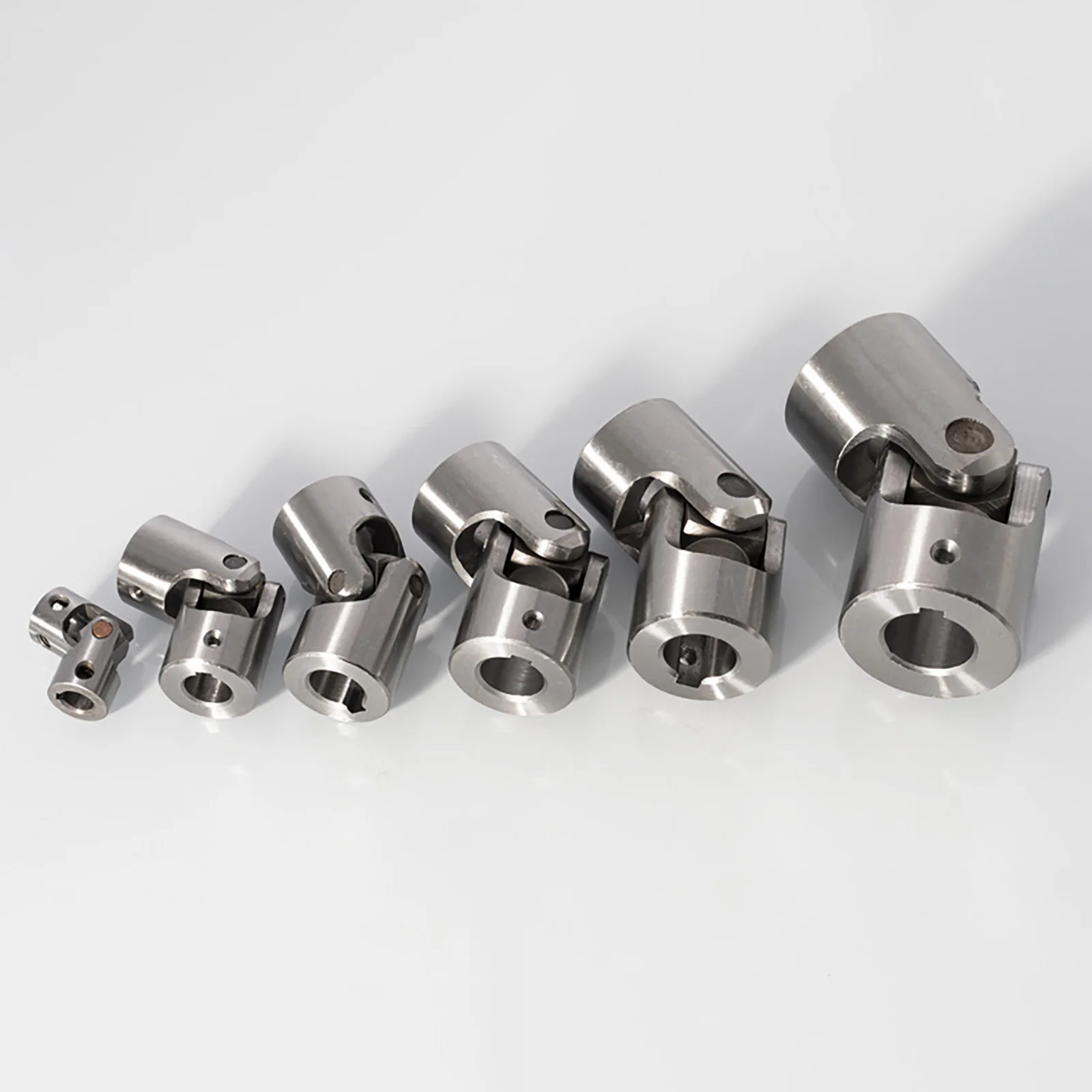 Поперечное универсальное соединение 09 г точное одношарнирное и двухшарнирное