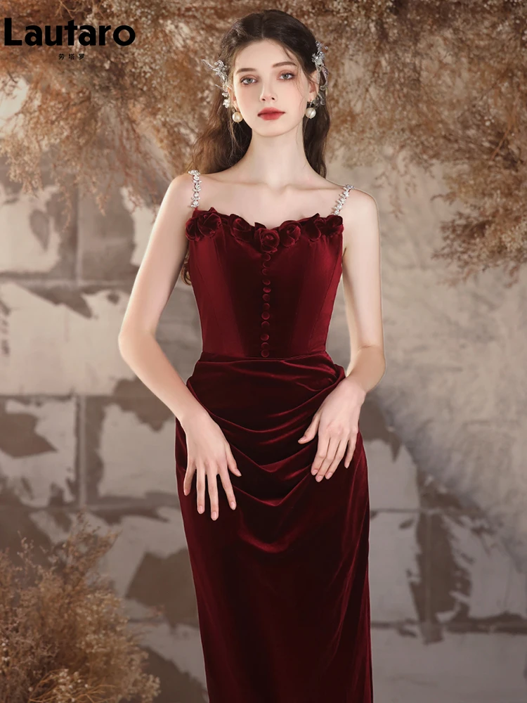 Весеннее длинное роскошное элегантное винно-красное мягкое бархатное вечернее