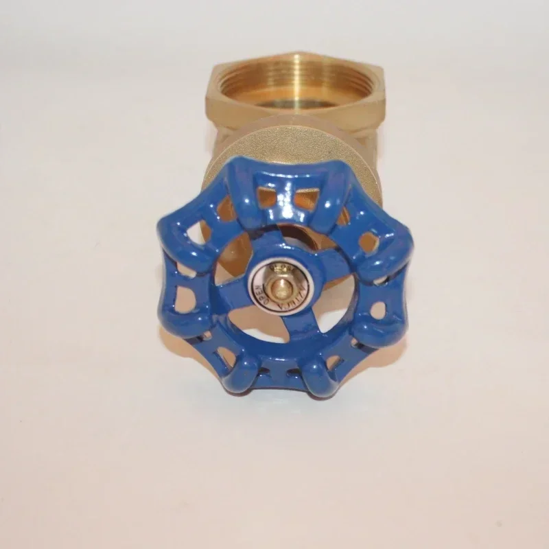 Горячие продажиГорячие продажиVanne à eau manuelle en laiton avec filetage NPT 2 po