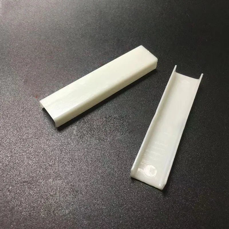 

Самоклеящиеся аксессуары для карнизов