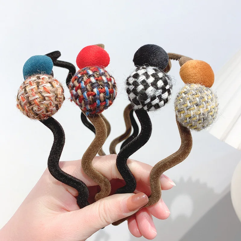 

Girl hair ball clip wave hoop go out headdress hair accessory Kawaii pop elements
