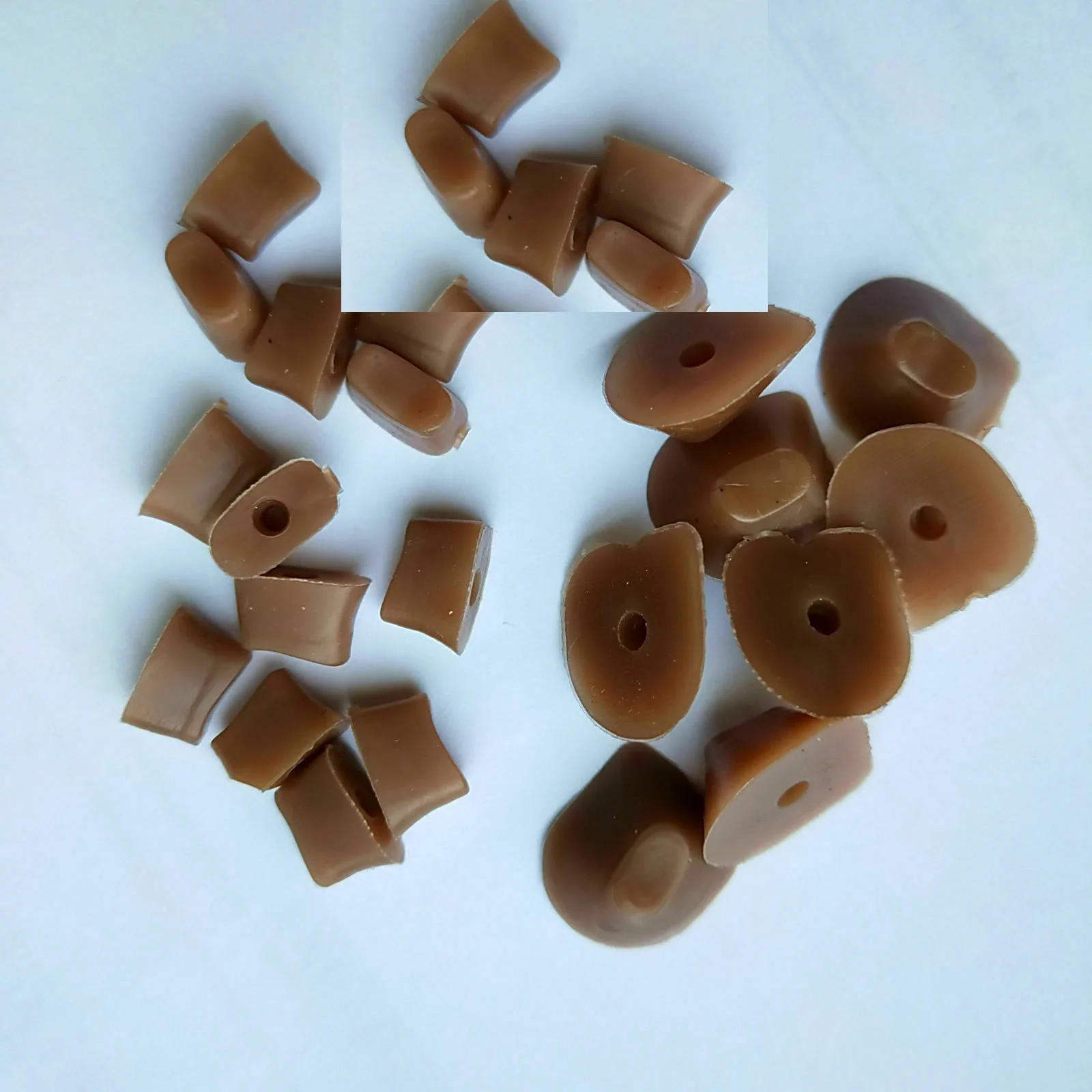 Боковая пробка для ключа с канавкой искусственная 60 шт.