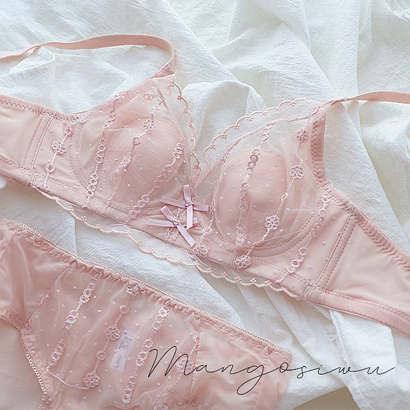 

Women's Lace Lingerie Set Summer Gathering Underwear Suit Ultra-thin Rabbit Ear Cup No Steel Ring French Sexy Bras Set Female