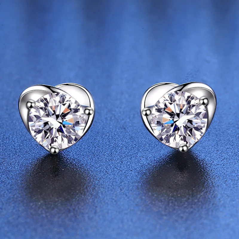 

New S925 Sterling Silver Tide Platinum-plated High-end Birthday Gift For Heart-shaped Girlfriend Earrings Points 50 Moissanite
