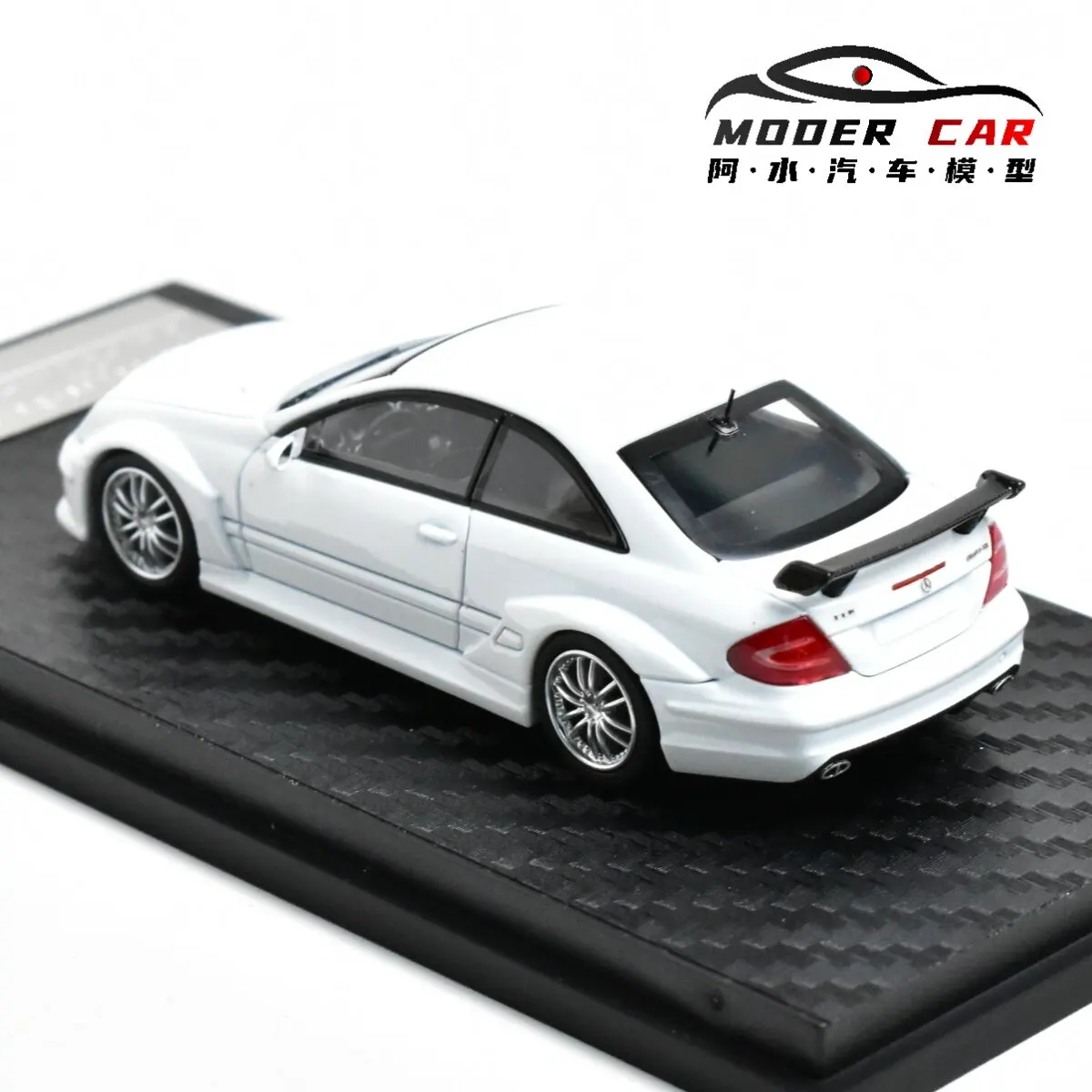 Фото Коллекционная модель автомобиля Fine Model FM 1:64 CLK DTM из литого металла №4