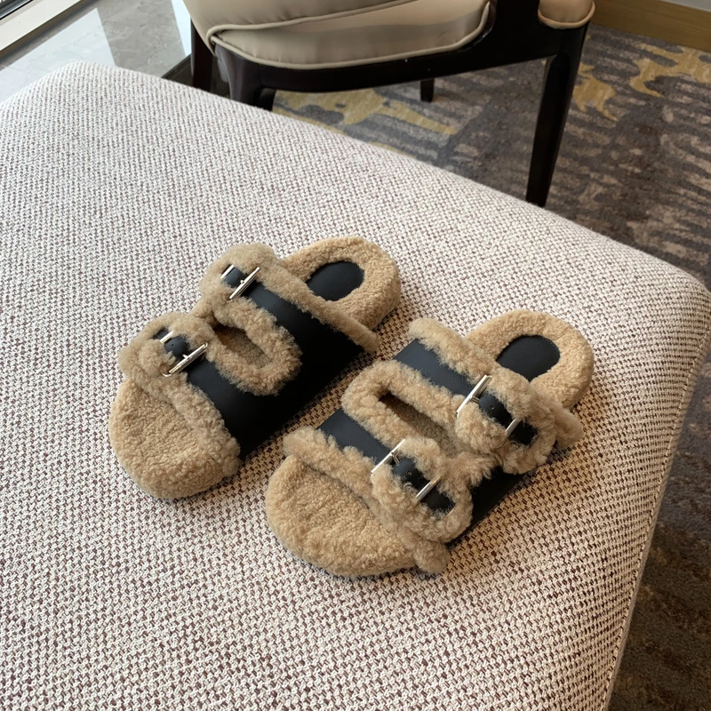 

Women's plush slippers 2023 winter new fashion versatile belt buckle comfortable plush thick sole plush slippers