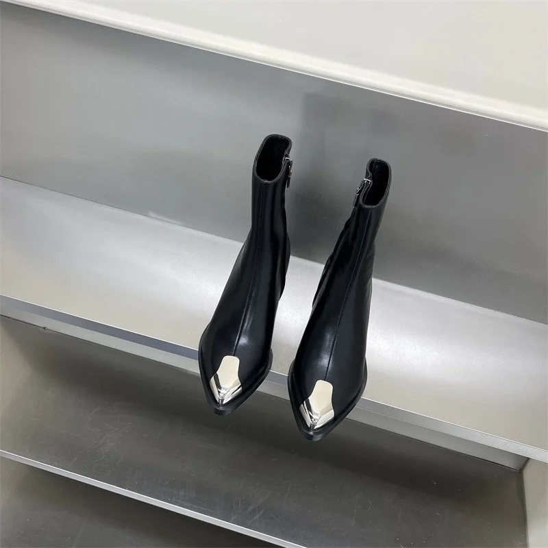 2022 New Metal Toe Thick Heel Short Boots Women's Leather Side Zipper High Heel All-match Boots