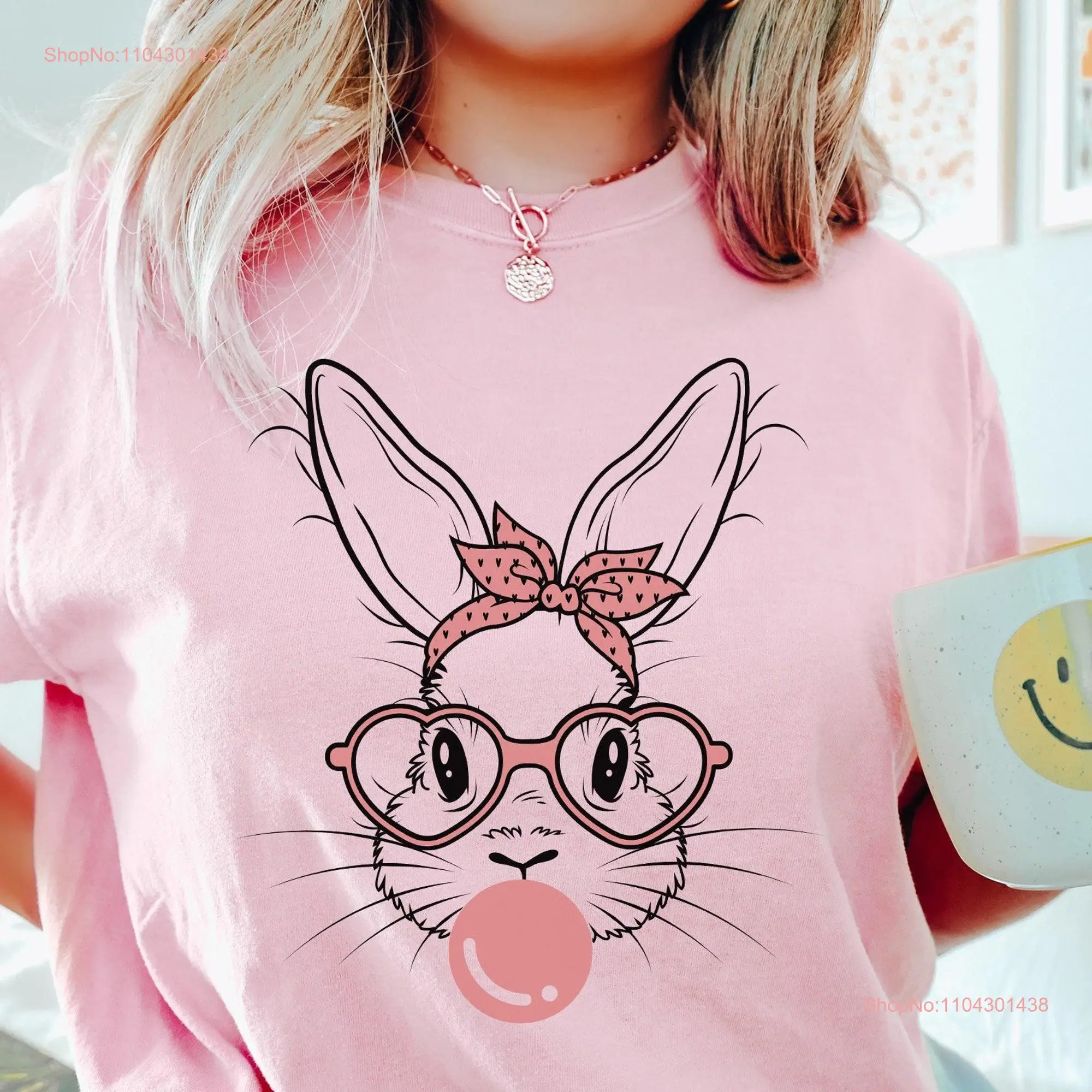 Comfort Colors Bunny With Glasses Футболка Пасхальная пузырьковая резинка для женщин с длинными