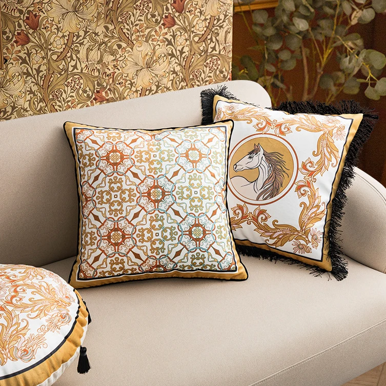 

White Cushion Cover Home Decorative Pillow Case Velvet Gold Floral Geometric Tassels Pillows Decor Home Living Room 45*45 Nordic