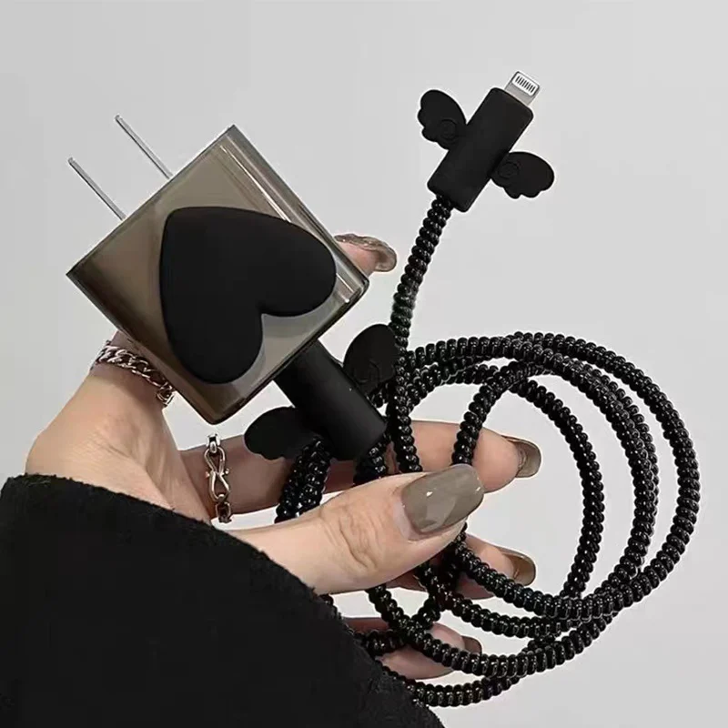 Фото Black Love Bow 18 Вт/20 Вт USB-зарядное устройство, защитный чехол, защита кабеля для Apple iPhone 16 15, зарядный кабель, веревки для зарядного устройства для передачи данных №2