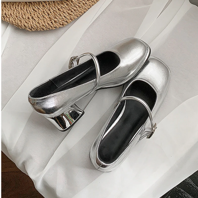 Туфли женские на толстом каблуке квадратный носок закрытый пряжка пикантные