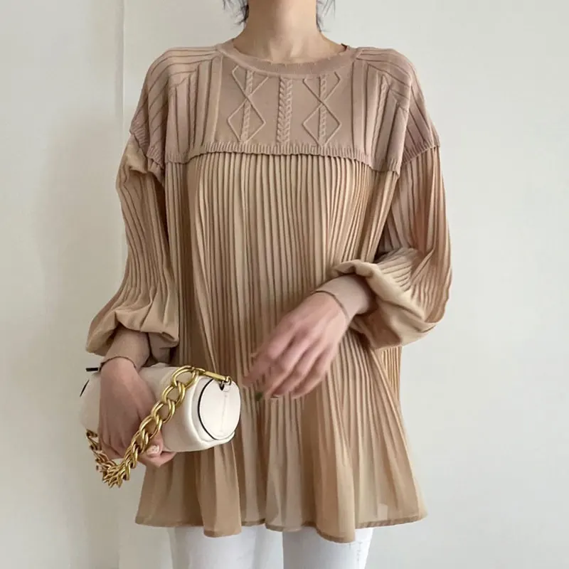 

WDMSNA Korean Lantern Sleeve Ladies Shirt Top Simple Round Neck Blusas Rhombus Pattern Knitted Stitching Pleated Blouse Women