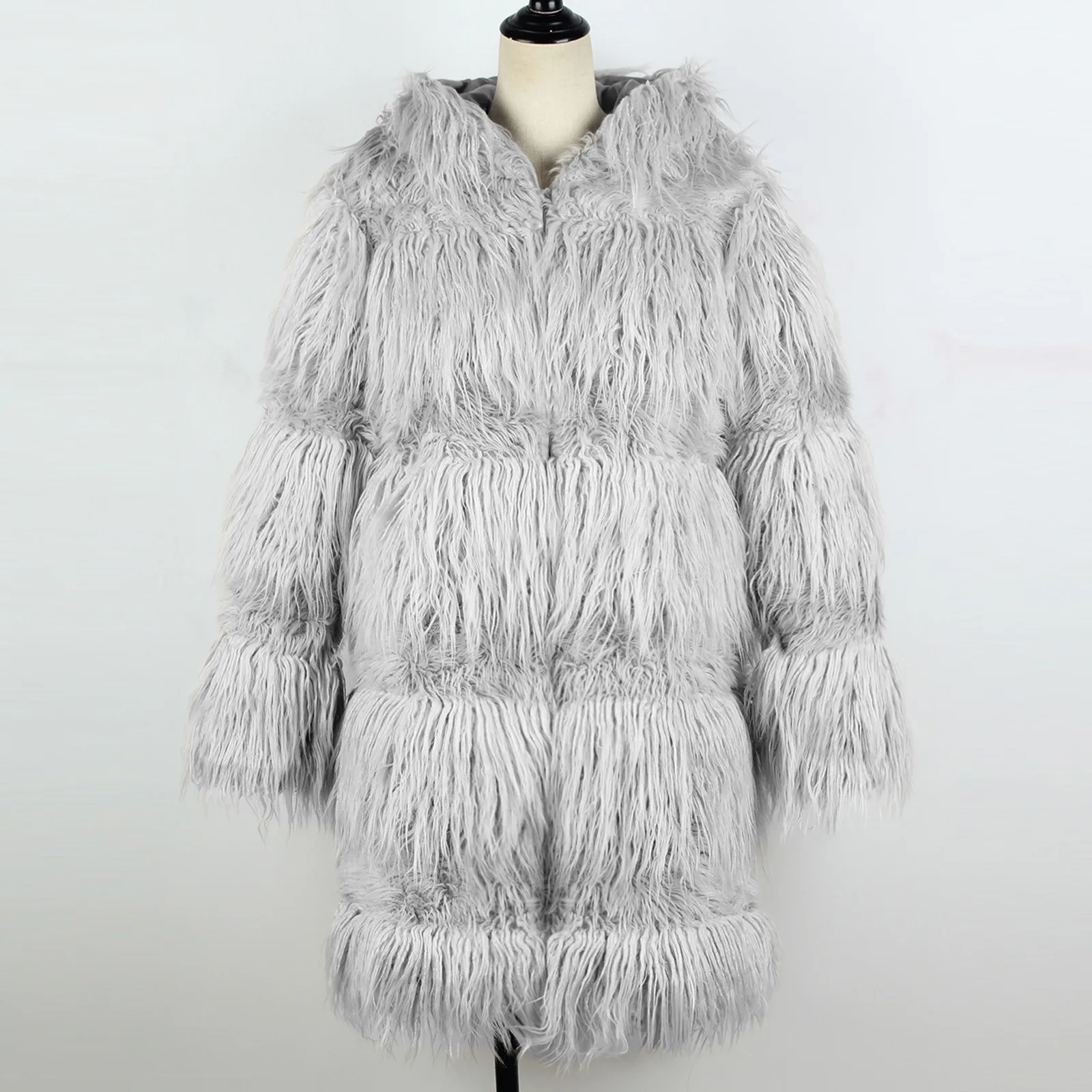 Women Winter Coat Long Sleeve Jackets Fur-grass Fur Woman Jacket mujer Outerwear Elegant Thick Autumn Outerwear fur tassel top