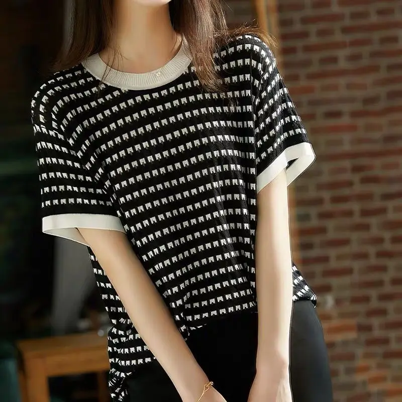 

Элегантный шикарный женский Универсальный пуловер с вырезами в Корейском стиле, модная одежда, свободный трикотажный топ с коротким вырезо...