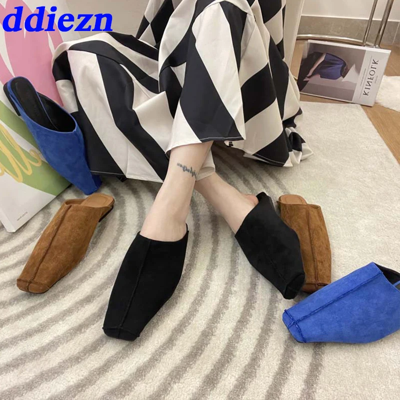 

2023 Summer Slippers Woman Mules Fashion Flock Ladies Flats Shoes Outside Female Slides Slippers Square Toe Luxury Shoes