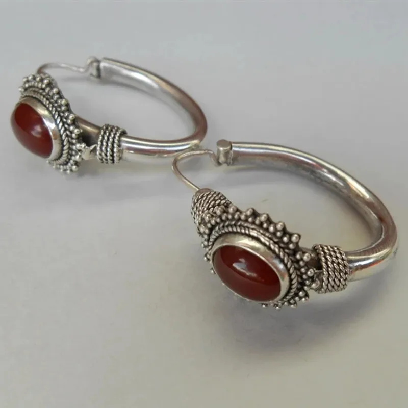 

Vintage Oval Inlaid Red Stone Earrings, Bohemian Silver, Metal Carving, Embossing, Jewelry