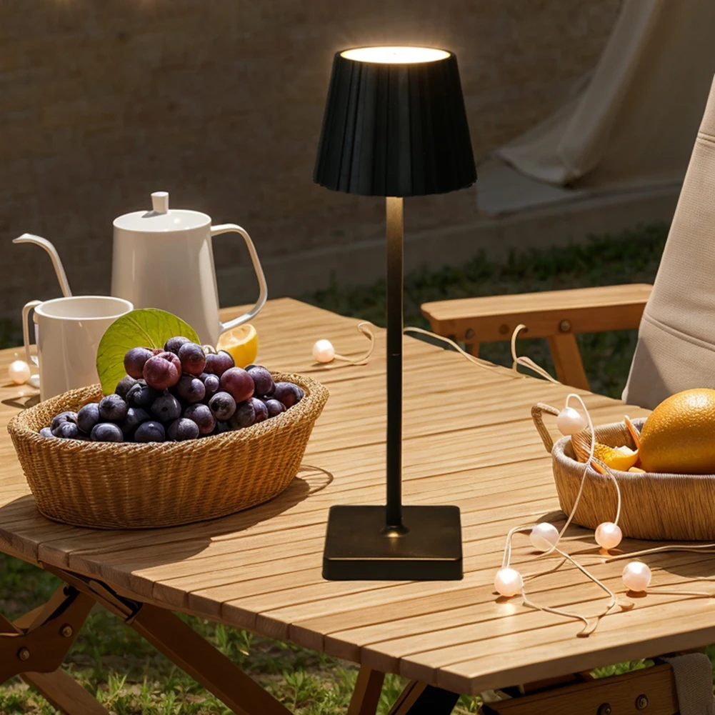 Сенсорная лампа прикроватная светодиодная настольная беспроводная с