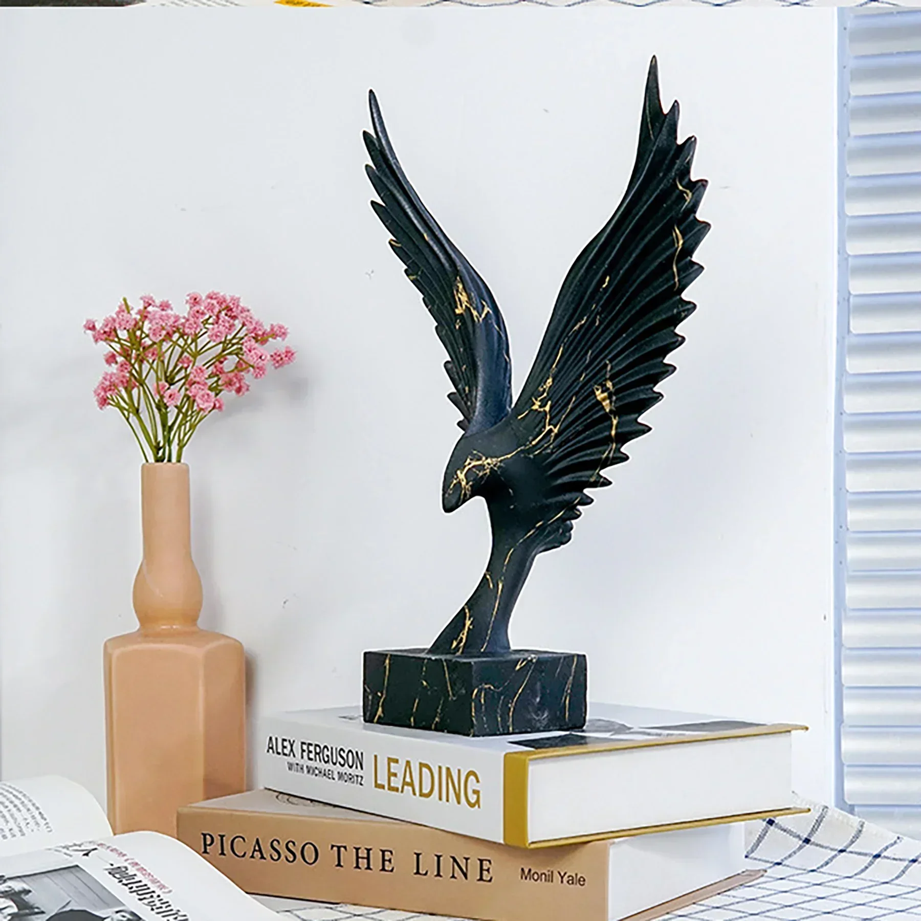 Большая Статуэтка орла ястреб статуэтка фотоэлемент скульптура крыла ангела