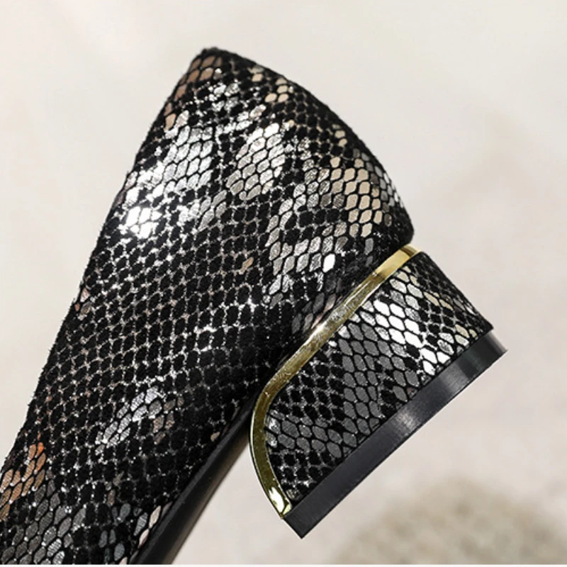 Women Pumps 3cm Med Heel Square Toe Imitation Snake Skin Print Bling Bow Knot Soft Soles Slip on Office Lady Dress Shoes 588-1