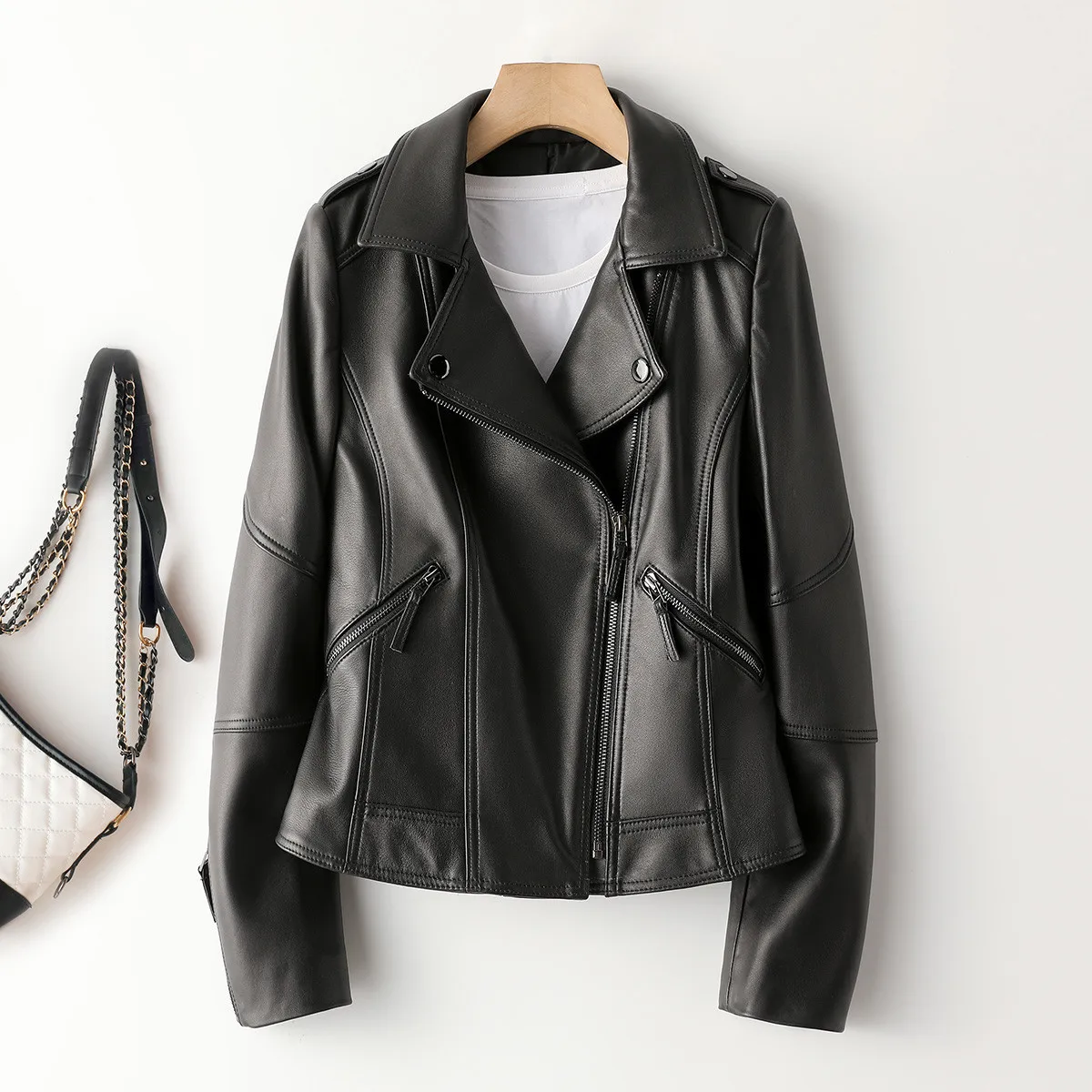

2022 new leather clothing women's high imitation sheepskin motorcycle clothing slim short fashion small jacket coat