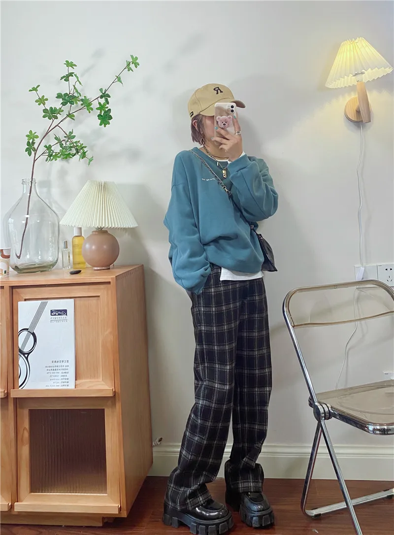 

Plaid Pants Women Casual Chic Oversize Loose Wide Leg Trousers Ins Retro Teens Harajuku Hip-hop All-match Unisex Streetwear