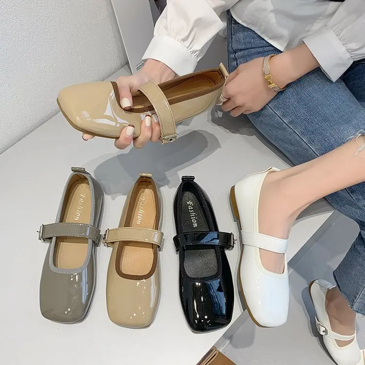 

Женская Искусственная резина стандартная Женская Искусственная резина