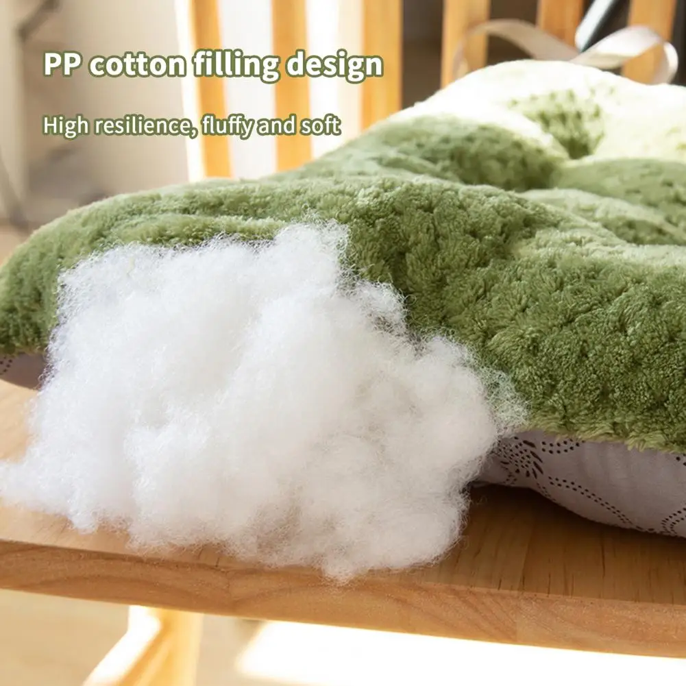 

Detachable Chic Winter Car Seat Sofa Pillow Mat Square Shape Winter Seat Mat Buttocks for Car