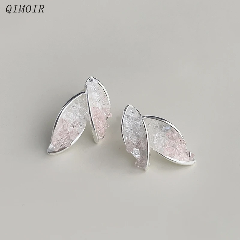 Женские серьги-подвески в виде листьев с кристаллами