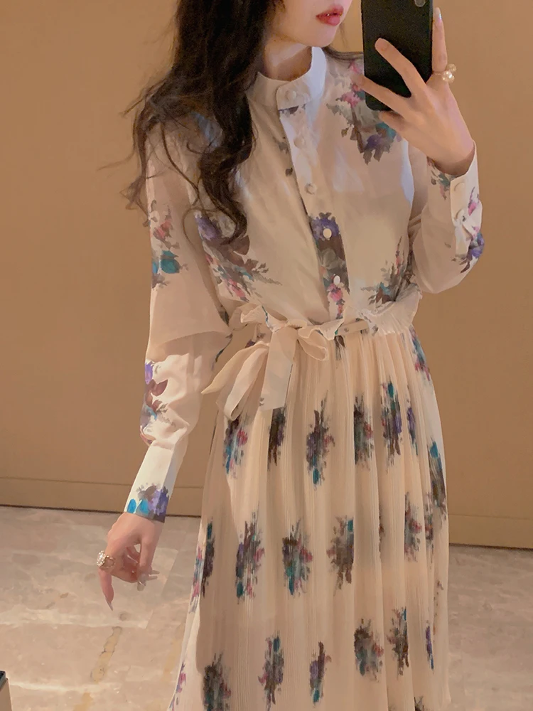 

Light Luxury Celebrity Light Familiar Style Suit Female High-end Floral Shirt Pleated Skirt Two-piece Set