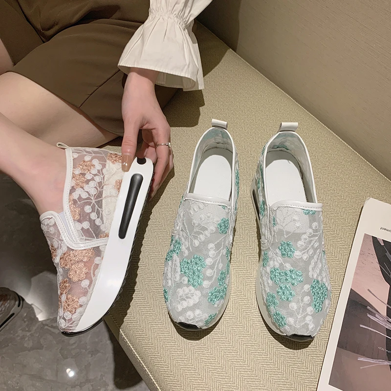 New Women Casual Shoes Size 35-42 Wedges Spring/Autumn Women Sneakers Breathable Air Mesh Platform Ladies Shoes Slip-On