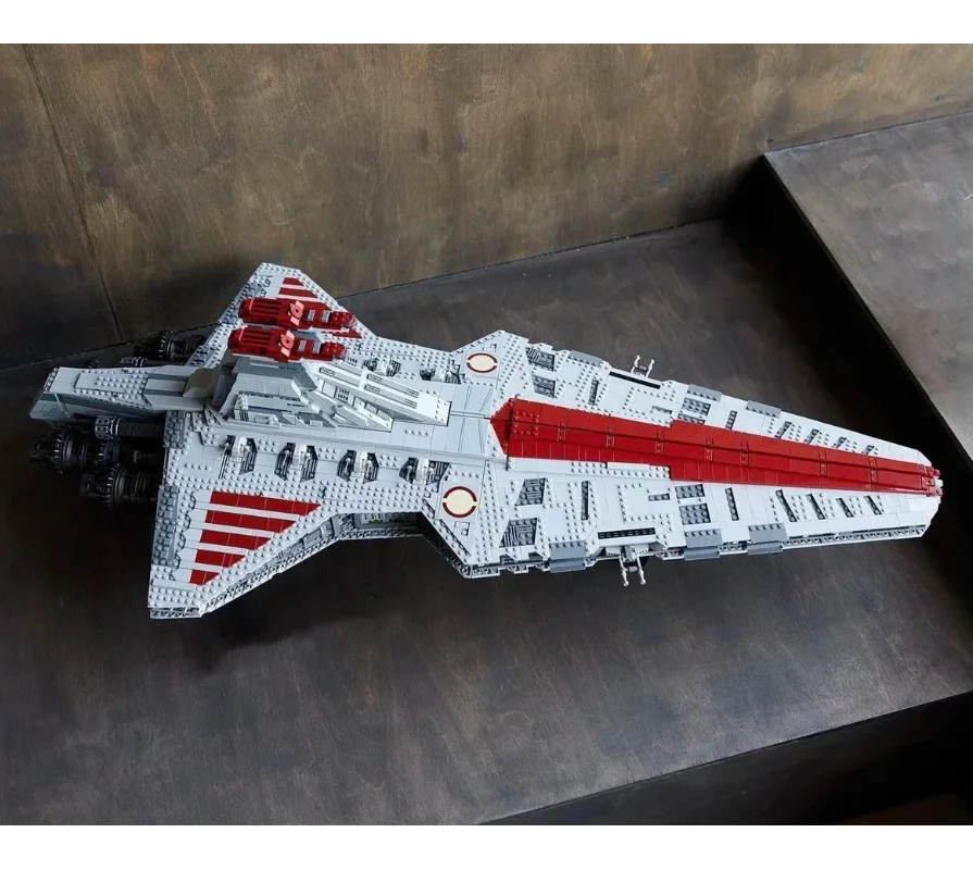 Конструктор Venator Class Republic Attacks Cruiser 75367