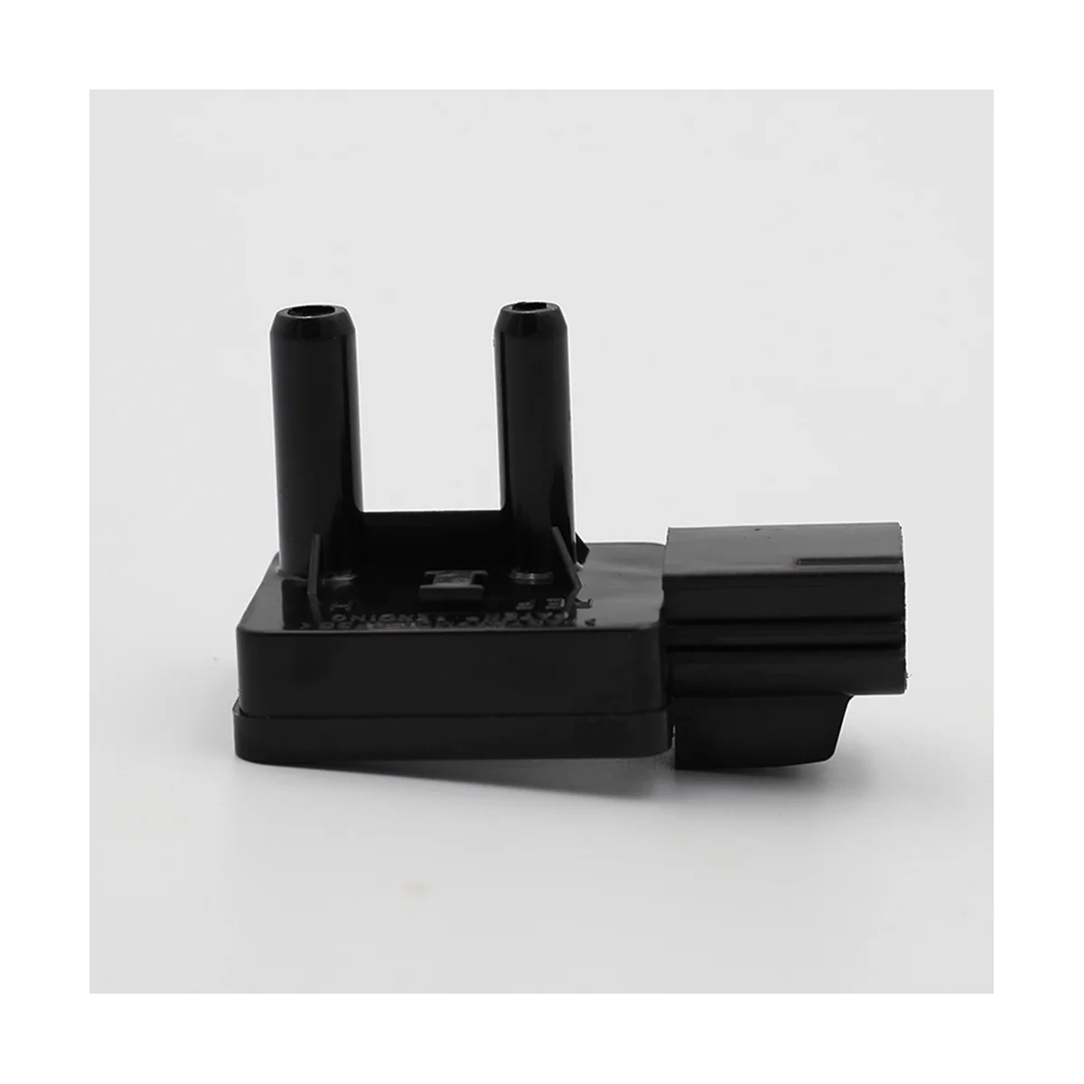 Для Jiangling Shunda Kayun Kairui Isuzu датчик дифференциального давления трехсторонний